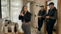 Spiegeleffekt fürs Haar: Mit dieser Routine glänzen die Längen wie Glas – ganz ohne Salon-Marathon